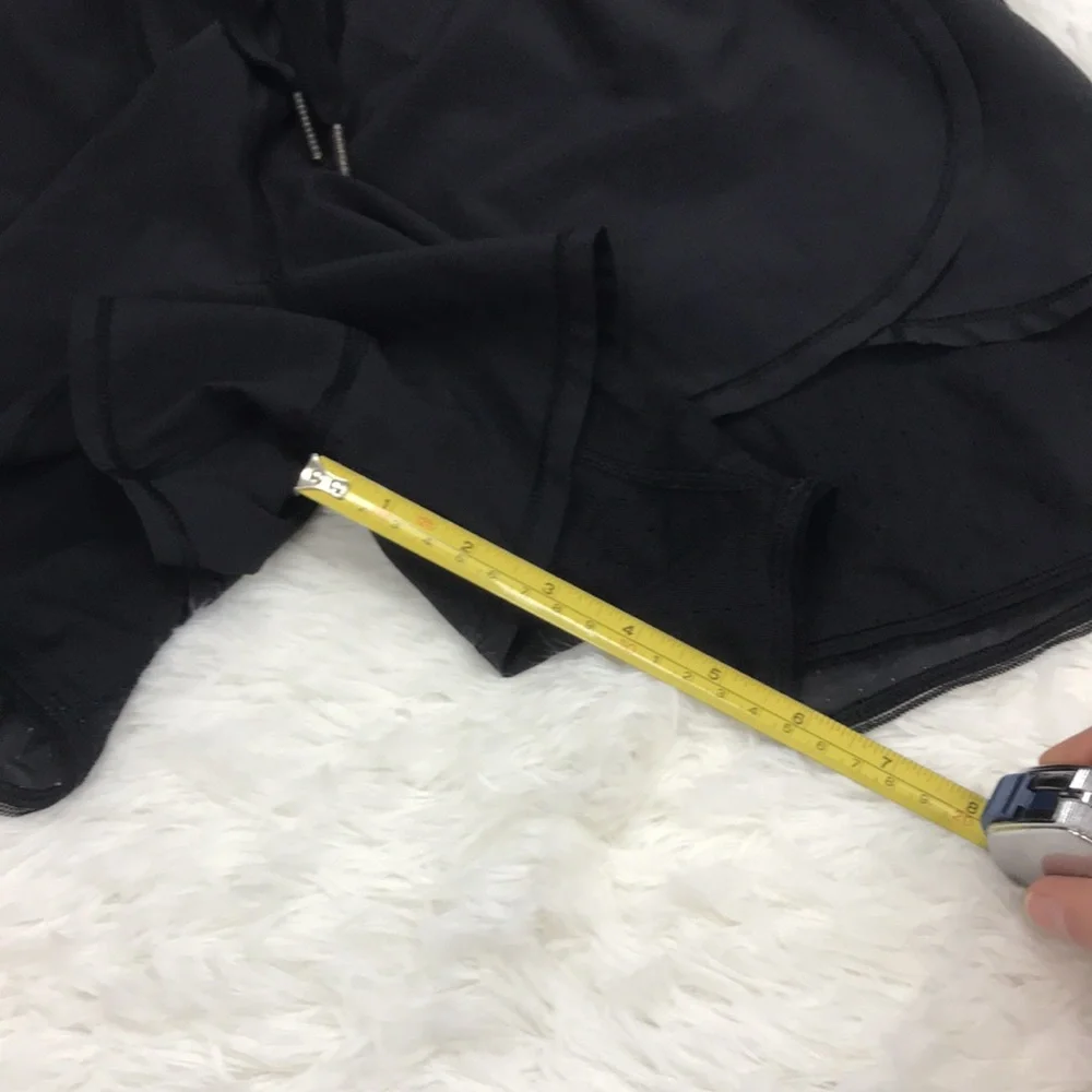 Lululemon Hot To Street Short Black - Picture 3 of 11